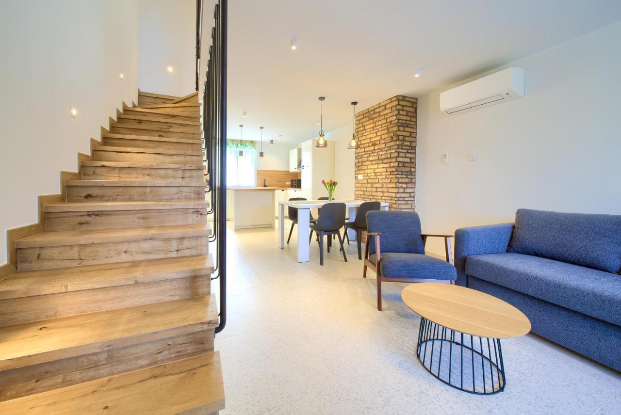 Apartman Placa Nijvice Zewnętrze zdjęcie